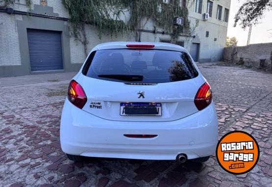 Autos - Peugeot 208 2018 Nafta 39000Km - En Venta