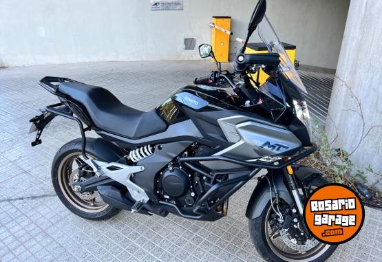 Motos - CF MT 700 2024 Nafta 1500Km - En Venta