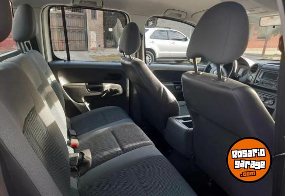 Camionetas - Volkswagen Amarok 180cv permuto 2013 Diesel 162000Km - En Venta