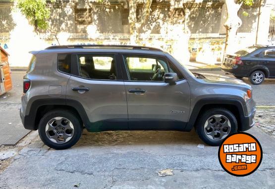 Camionetas - Jeep Renegade sport 2017 Nafta 119600Km - En Venta