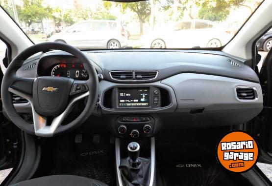 Autos - Chevrolet Onix 2019 Nafta 52000Km - En Venta