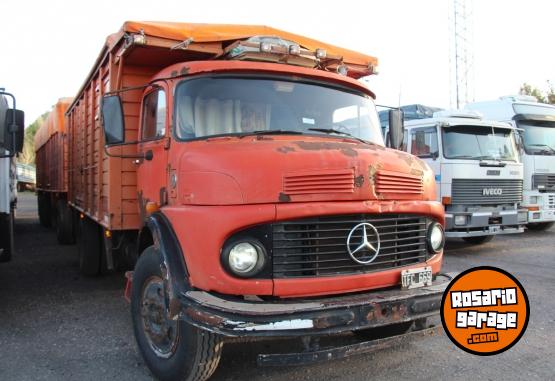 Camiones y Gras - MERCEDES BENZ 1114 CON ACOPLADO - En Venta