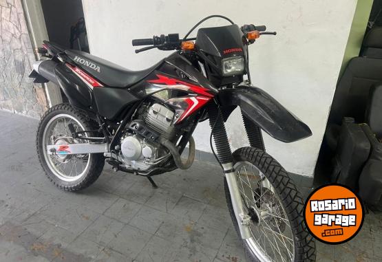 Motos - Honda Tornado 250 2019 Nafta 15000Km - En Venta