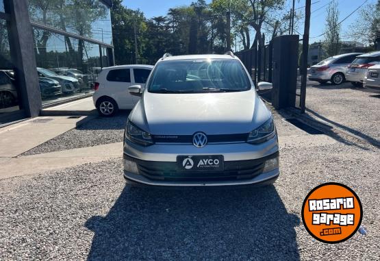 Autos - Volkswagen SURAN 1.6 CROSS HIGHLINE 2017 Nafta  - En Venta