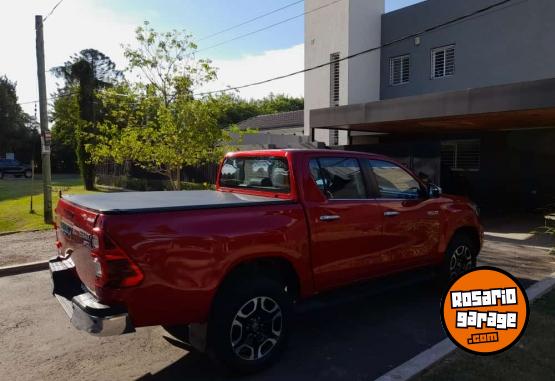 Camionetas - Toyota HILUX 2023 Nafta 10900Km - En Venta