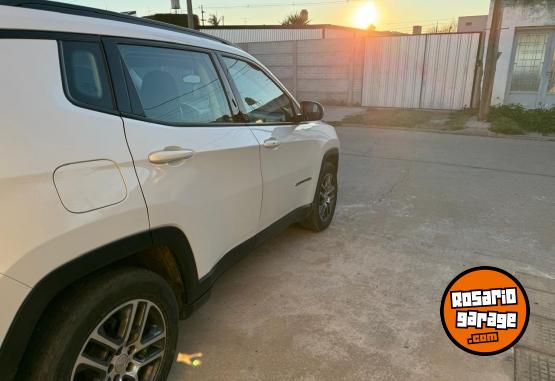 Camionetas - Jeep Compass 2021 Nafta 59000Km - En Venta