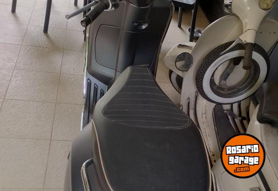 Motos - Vespa Sprint 2018 Nafta 10000Km - En Venta