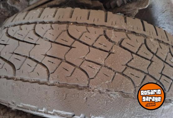 Accesorios para Autos - LIQUIDO!!! - 4 CUBIERTAS PIRELLI SCORPION R15 - OPORTUNIDAD!!! - En Venta