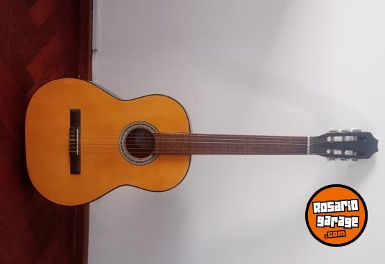 Instrumentos Musicales - Guitarra clsica acstica - En Venta