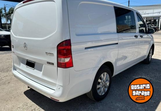 Utilitarios - Mercedes Benz Vito 111 Cdi 2016 Diesel 182000Km - En Venta