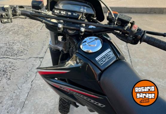 Motos - Honda Tornado 2018 Nafta 3700Km - En Venta