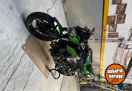 Motos - Kawasaki Z400 PERMUTARA 2022 Nafta 7000Km - En Venta