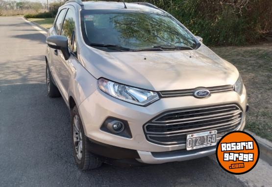 Camionetas - Ford Eco Sport 2015 Nafta 180000Km - En Venta