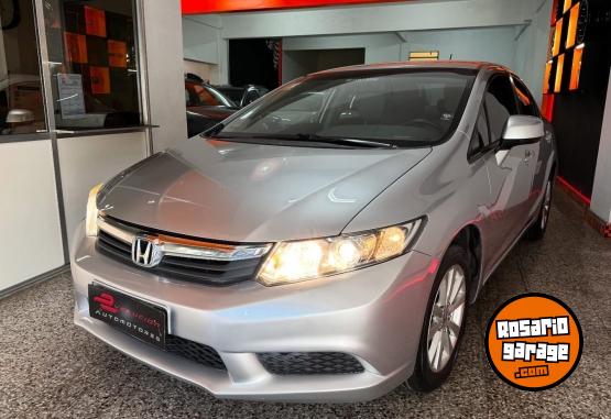 Autos - Honda Civic LXS 2013 Nafta 132000Km - En Venta