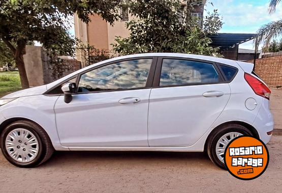 Autos - Ford Fiesta S 2015 Nafta 135000Km - En Venta