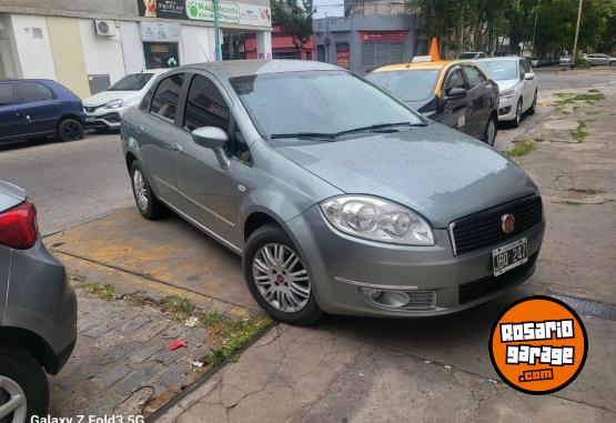 Autos - Fiat Linea 2011 Nafta 90000Km - En Venta