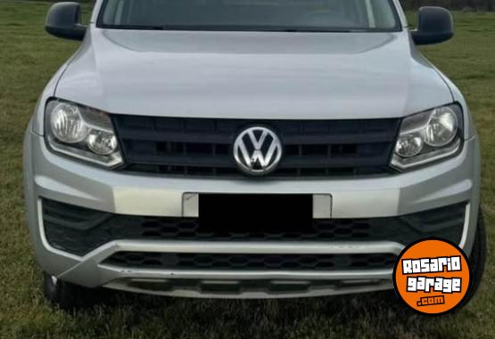 Camionetas - Volkswagen AMAROK TRENDLINE4X2 140CV 2018 Diesel 108000Km - En Venta