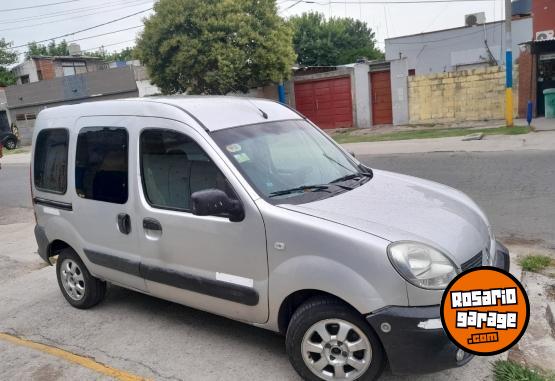 Utilitarios - Renault Kangoo 2011 GNC 111Km - En Venta