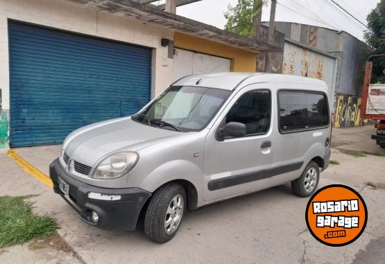 Utilitarios - Renault Kangoo 2011 GNC 111Km - En Venta