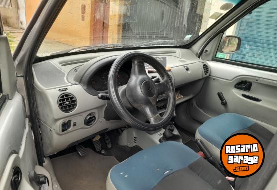 Utilitarios - Renault Kangoo 2011 GNC 111Km - En Venta