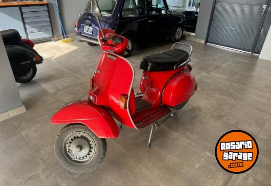 Clsicos - PIAGGIO VESPA P200E ( TITULAR) - En Venta