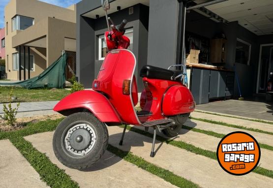 Clsicos - PIAGGIO VESPA P200E ( TITULAR) - En Venta