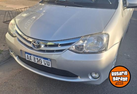 Autos - Toyota etios xls 2016 Nafta 145000Km - En Venta