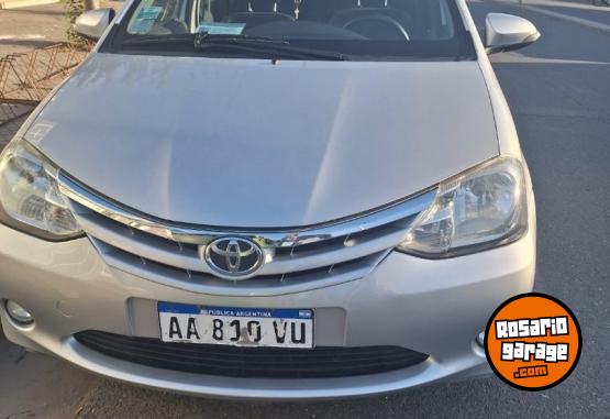 Autos - Toyota etios xls 2016 Nafta 145000Km - En Venta