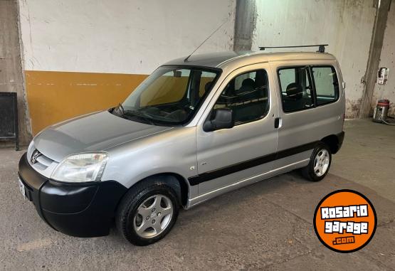 Utilitarios - Peugeot Partner HDI CONFORT 1.6 2011 Diesel 220000Km - En Venta