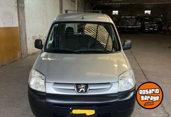 Utilitarios - Peugeot Partner HDI CONFORT 1.6 2011 Diesel 220000Km - En Venta