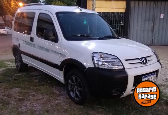 Utilitarios - Peugeot PARTNER PATAGONICA 1.6HDI 2021 Diesel 72000Km - En Venta