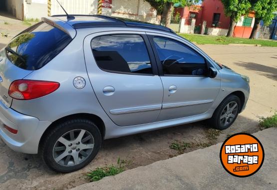 Autos - Peugeot 207 feline 2013 Nafta 120000Km - En Venta