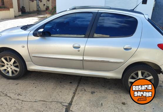 Autos - Peugeot 207 feline 2013 Nafta 120000Km - En Venta