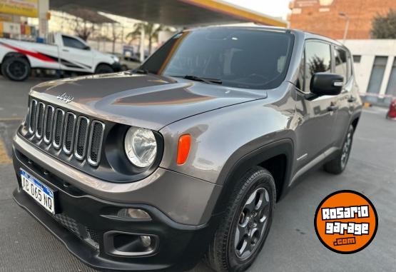 Camionetas - Jeep RENEGADE SPORT 2017 Nafta 113000Km - En Venta