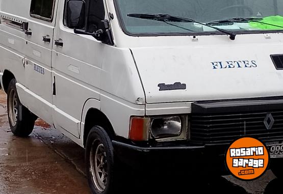 Utilitarios - Renault Mediana 1991 GNC 111111Km - En Venta