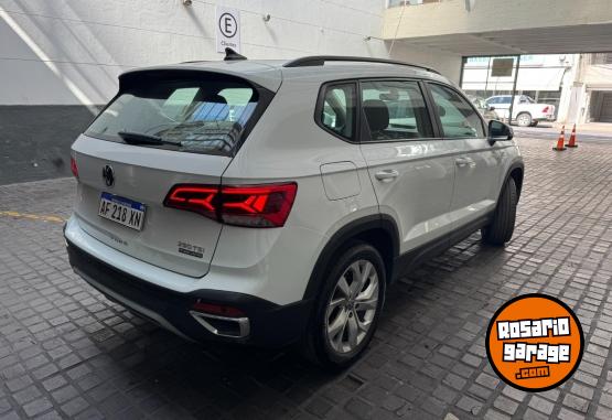 Autos - Volkswagen Taos Comfortline 2022 Nafta 51900Km - En Venta