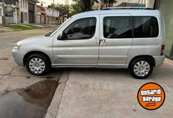 Autos - Citroen BERLINGO XTR HDI 2017 Diesel  - En Venta