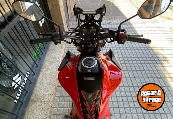 Motos - Honda CB 300 2023 Nafta 7750Km - En Venta