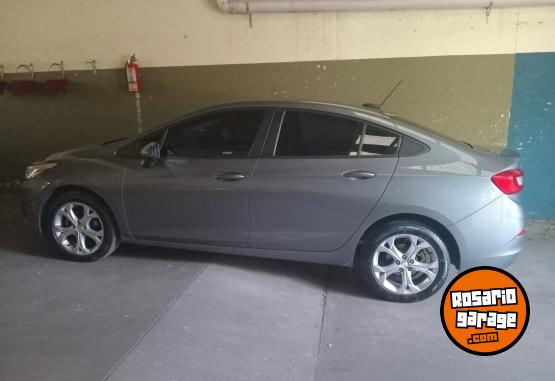 Autos - Chevrolet Cruze LT 2023 Nafta 46000Km - En Venta