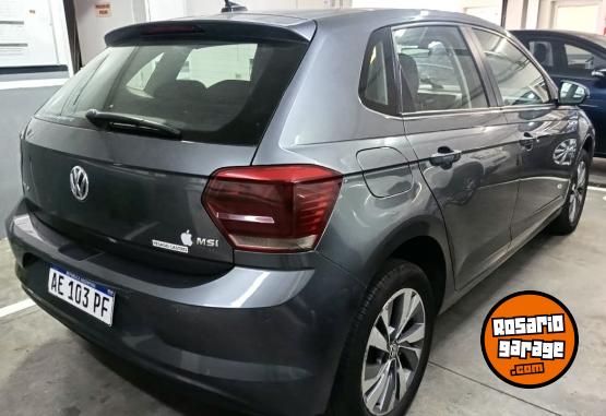 Autos - Volkswagen Polo Highline 2019 Nafta 127000Km - En Venta