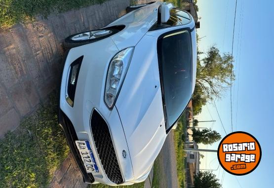 Autos - Ford Focus 2016 Nafta 130000Km - En Venta