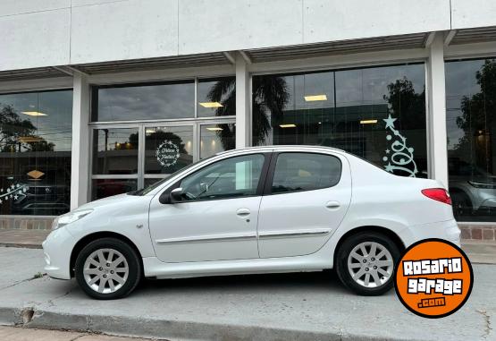 Autos - Peugeot 207 1.6 NAFTA M/T FELINE 2013 Nafta 143000Km - En Venta