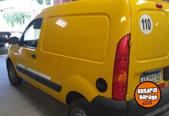 Utilitarios - Renault Kangoo 1.6 nafta furgon 1 2016 Nafta 150000Km - En Venta