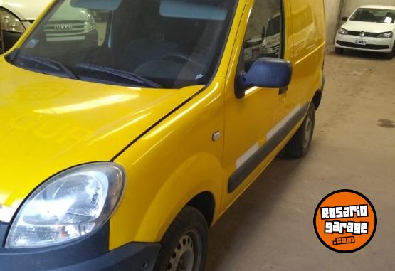 Utilitarios - Renault Kangoo 1.6 nafta furgon 1 2016 Nafta 150000Km - En Venta