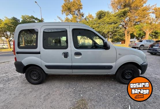 Utilitarios - Renault Kangoo 2008 GNC 253000Km - En Venta