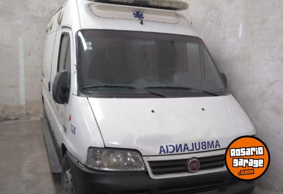 Utilitarios - Fiat Fiat ducato maxicargo amb 2014 Diesel 250000Km - En Venta