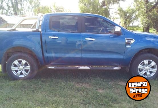 Camionetas - Ford Ranger xlt 2022 Nafta 70000Km - En Venta