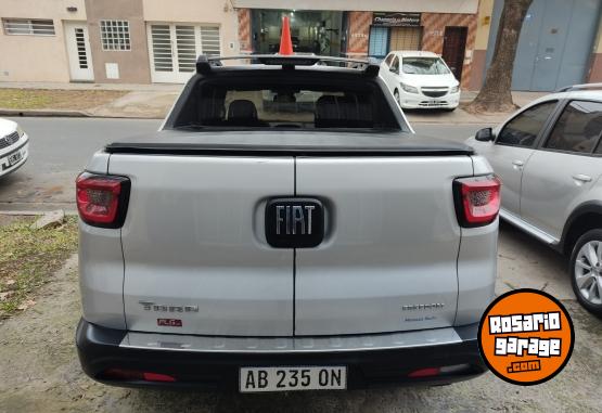 Camionetas - Fiat Toro 2017 Diesel 110000Km - En Venta