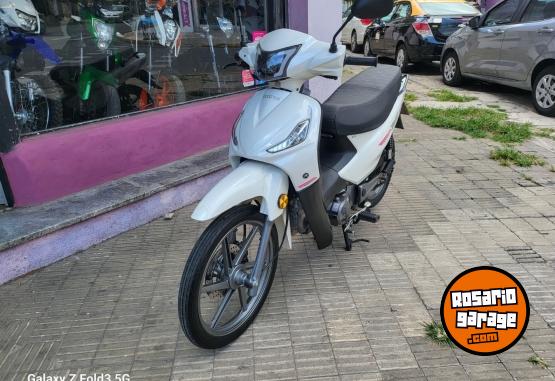 Motos - Motomel Motomel plus 110 ful ful 2023 Nafta 8000Km - En Venta