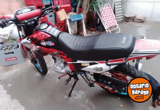 Motos - Corven 150 Enduro 2023 Nafta 8000Km - En Venta